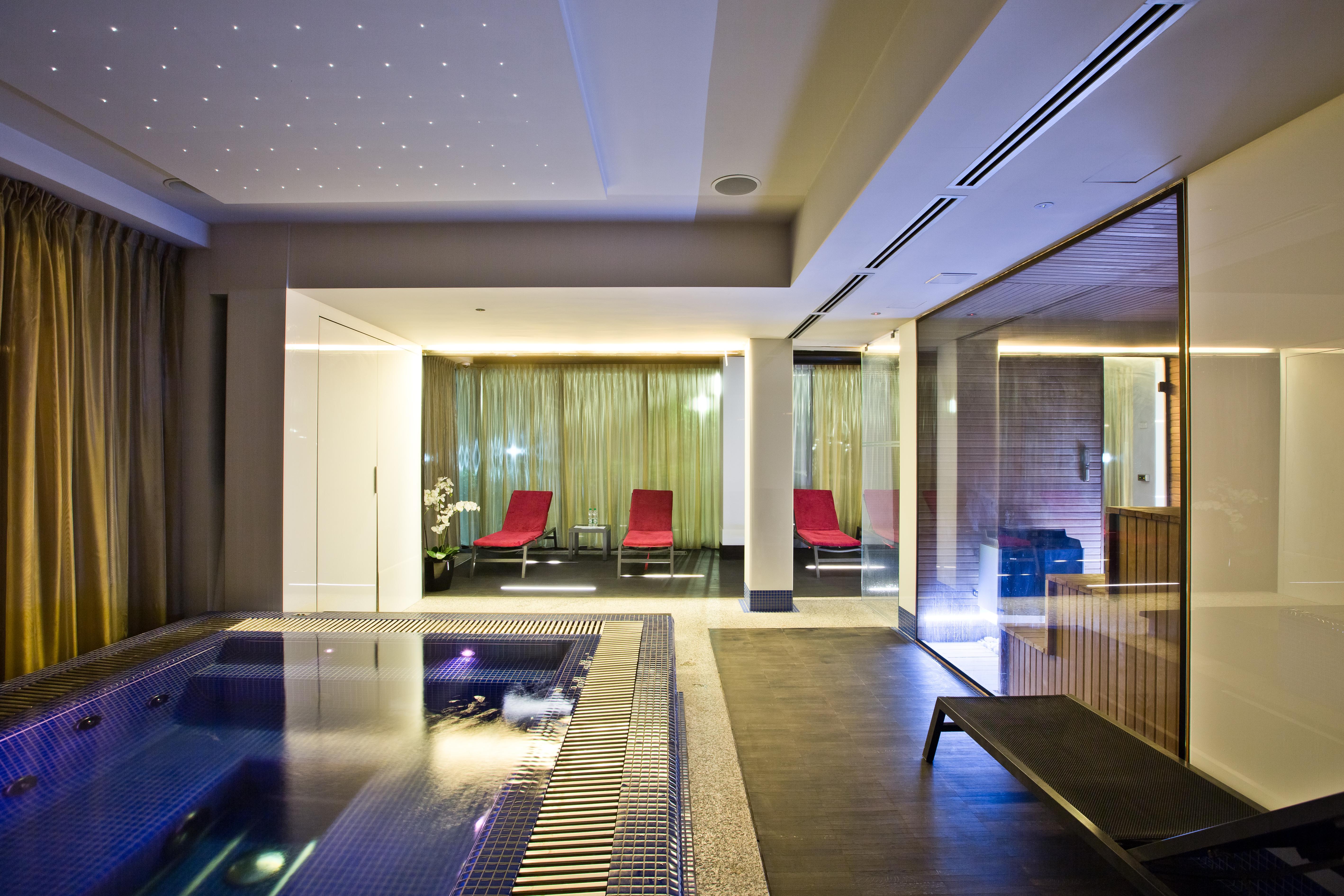 Platinum Palace Boutique Hotel & Spa Wrocław Kültér fotó The spa at The Dorchester