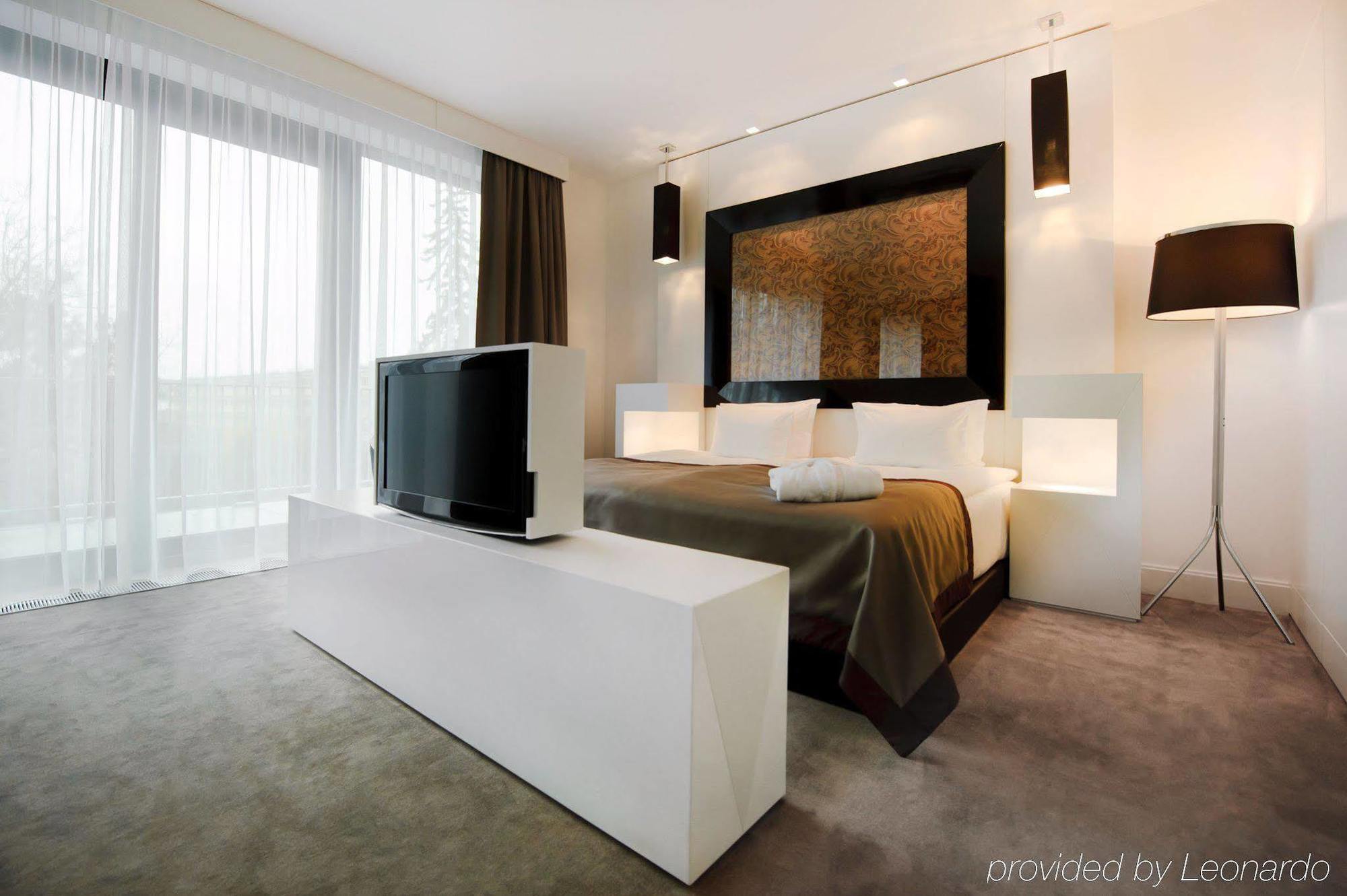 Platinum Palace Boutique Hotel & Spa Wrocław Szoba fotó A bedroom