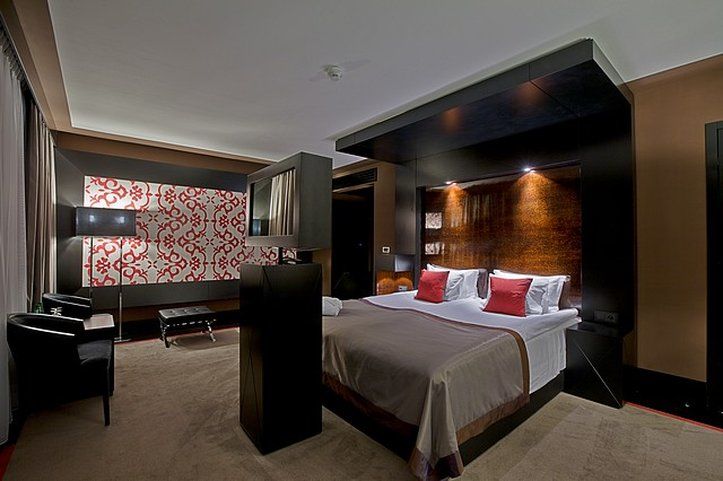 Platinum Palace Boutique Hotel & Spa Wrocław Szoba fotó A room at the hotel